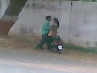 Indijke pari seks v javno
